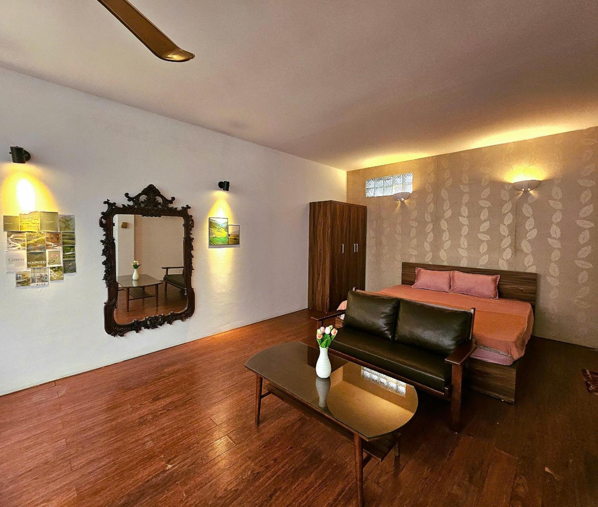 Rendezvous House Khách sạn hẻo lánh Hà Nội