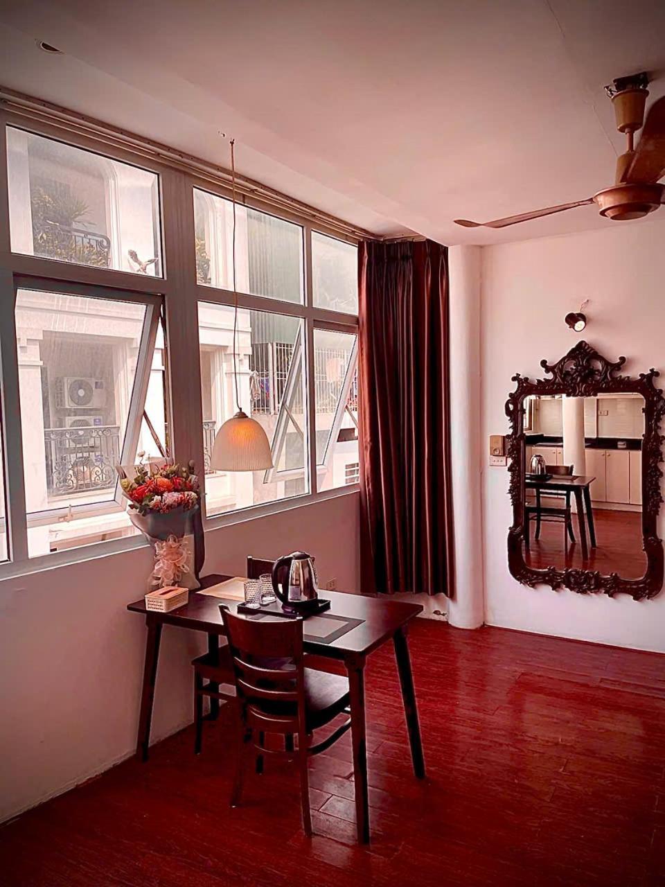 Rendezvous House * Hà Nội